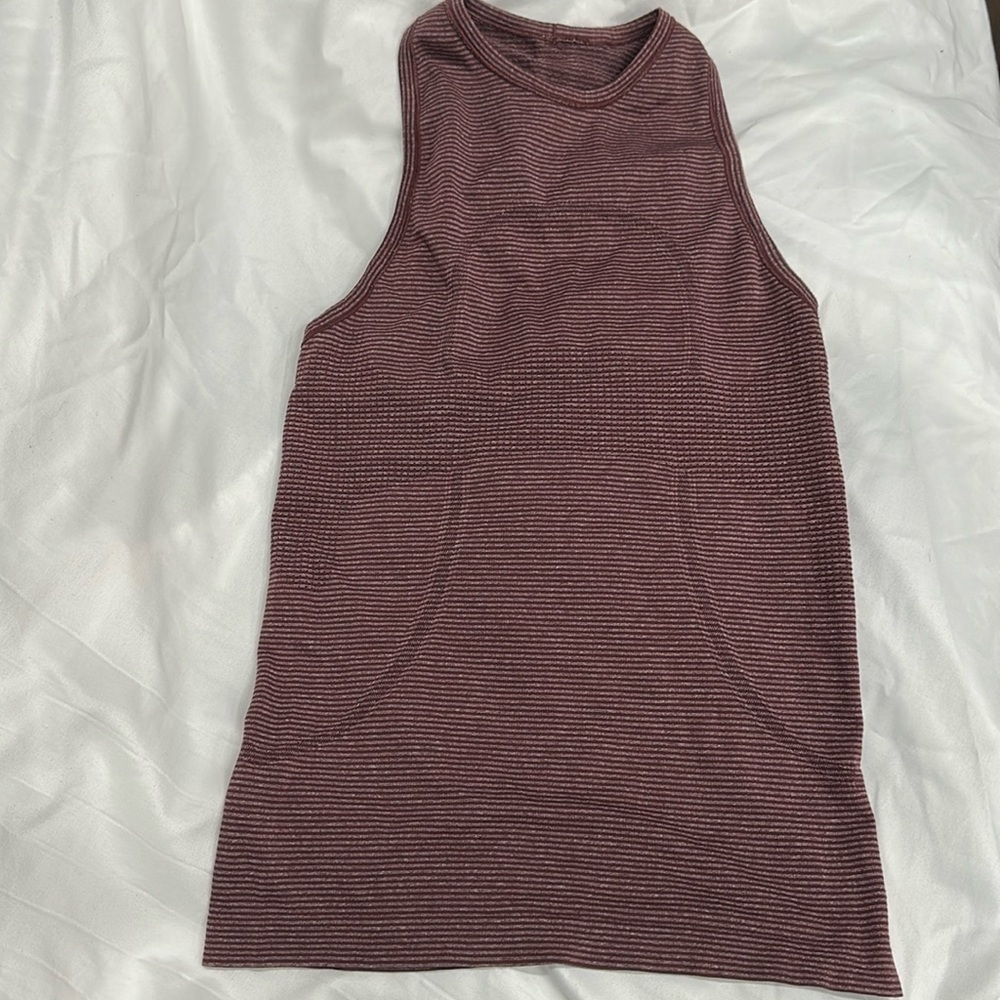 Lululemon Run: Swiftly Tech Tank Size 4